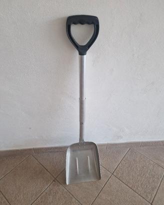 pala per neve pieghevole