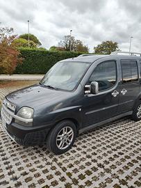 Fiat Doblò 1.6 GPL Malibú con gancio traino