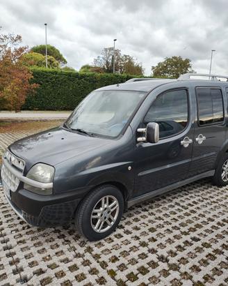Fiat Doblò 1.6 GPL Malibú con gancio traino