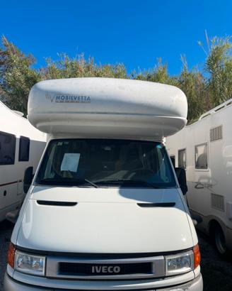 Mobilvetta S11 icaro su Iveco Daily