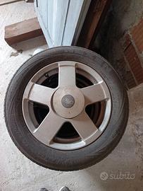 Cerchi in lega con pneumatico 50% Ford Focus 