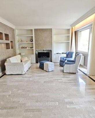 Appartamento di 220 m² con 5 locali a Albenga
