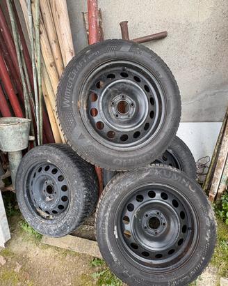 Gomme e cerchi da 16R