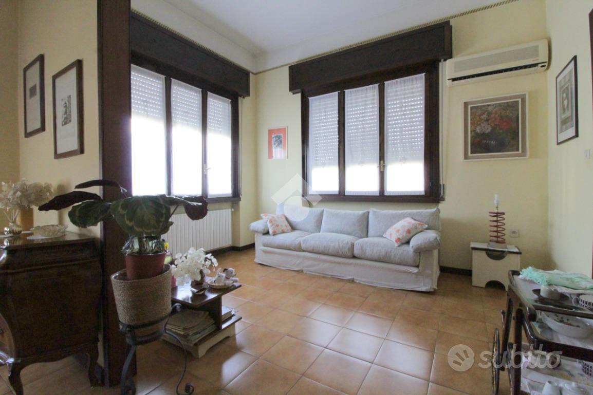 Casa – Lodi, Albarola - Altro