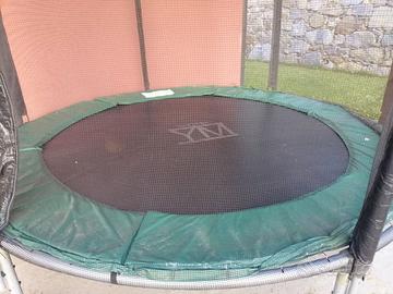 Trampolino elastico