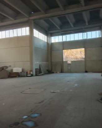 500mq capannone industriale