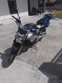 Suzuki gsr 600 2006
