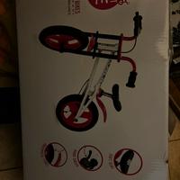 Bici bimba primi passie prime pedalate e triciclo