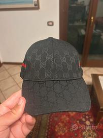 cappellino regolabile gucci