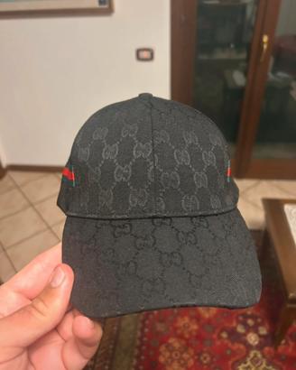cappellino regolabile gucci