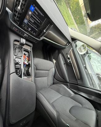 Volvo V90 Cross Country D4 AWD