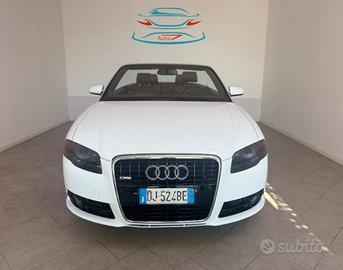 AUDI A4 Cabriolet 2.0 16V TFSI multitronic SLINE