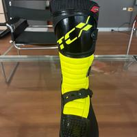 stovaletti per moto cross