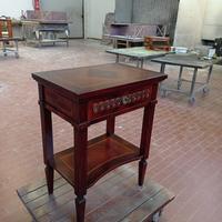 Comodino tavolino