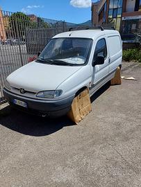 Autocarro Peugeot