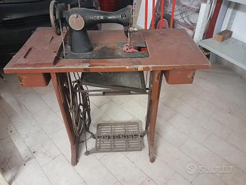 macchina da cucire storica SINGER