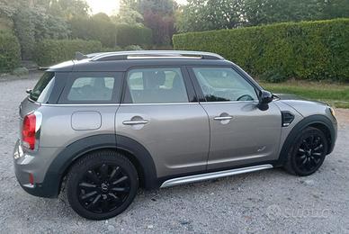 Mini Countryman ALL4 Cooper D Jungle 150 cv