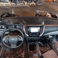 MITSUBISHI L200 2017