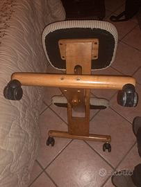 Sgabello sedia posturale ergonomica