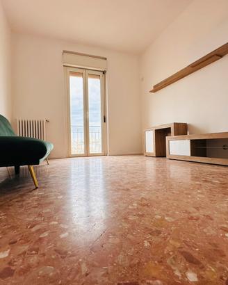 Appartamento in cehro San Cesario