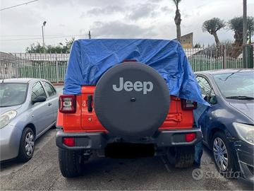 Jeep Wrangler 2.2 Mjt II Sahara Incendiato