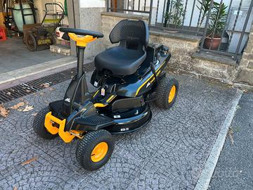 Trattorino tagliaerba