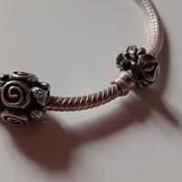 Pandora bracciale componibile Moments + charms
