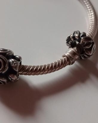 Pandora bracciale componibile Moments + charms