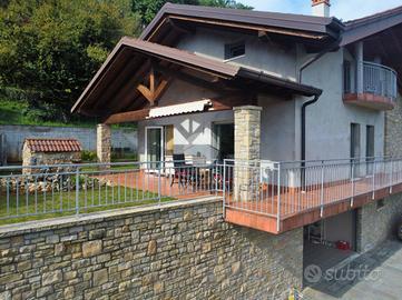 VILLA SINGOLA A VILLONGO