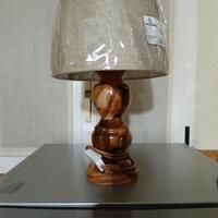 Lampada in legno