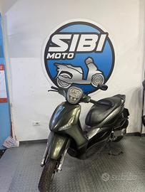 Piaggio Beverly 125