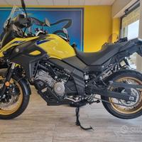 Suzuki V Strom DL 650 - 2022 - GARANZIA - 2080 KM