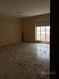 Appartam. Con ascensore via Cola di Rienzo Favara