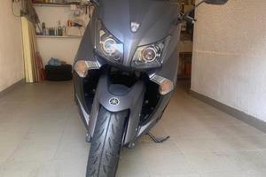 Yamaha TMAX 530