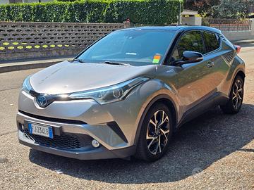 TOYOTA C-HR 1.8 HYBRID E-CVT STYLE 72KW
