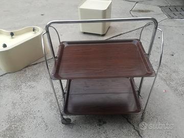 Carrelli portavivande vintage pieghevoli