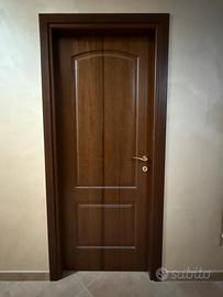 Porte in legno massello color noce - varie misure