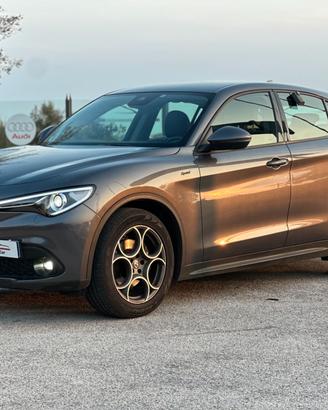 Alfa Romeo Stelvio 2.2 Turbodiesel 190 CV AT8 Q4 T