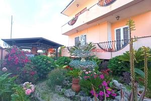 Villa bifamiliare Aprilia [Cod. rif 3238957VRG]