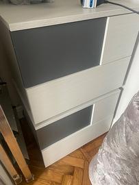 Due Comodini moderni