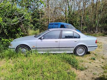 BMW E39 520i del 1999 - Benzina/GPL - Roma