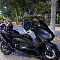 Yamaha Tmax 560