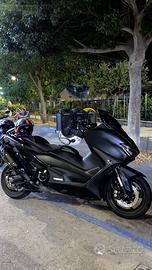 Yamaha Tmax 560