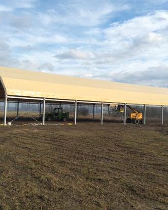 Tensostruttura maneggio coperto