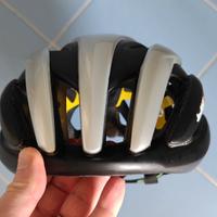 casco Met trenta assos con mips
