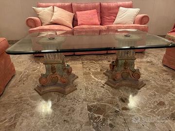 Tavolo in cristallo con base legno intarsiato