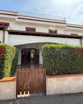 Villa a schiera Taranto [Bougn2B1VRG]