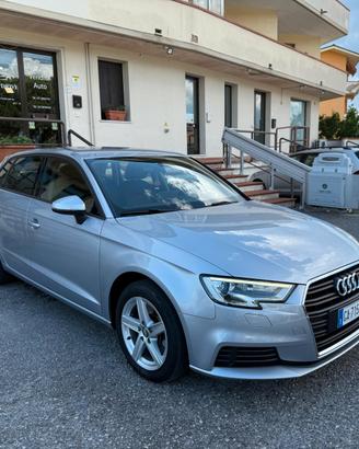 Audi A3 SPB 35 TDI S tronic Business