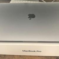 Macbook Pro 15 pollici con Touch Bar
