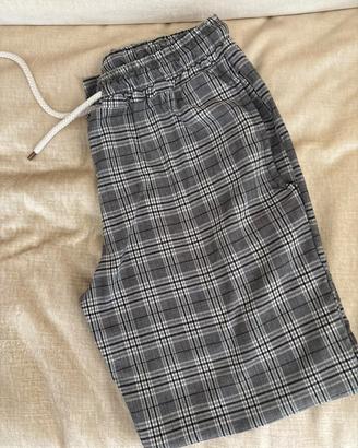 Pantaloni a quadri